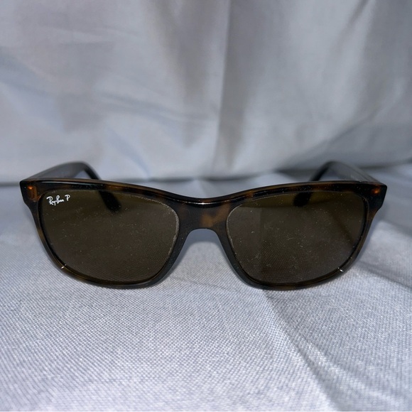Ray Ban RB 4184 710/83 Tortoise Frame Brown Polarized Lenses Sunglasses w/Case - Picture 2 of 9